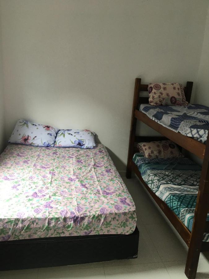 גוארויה Casa Familiar De Veraneio מראה חיצוני תמונה